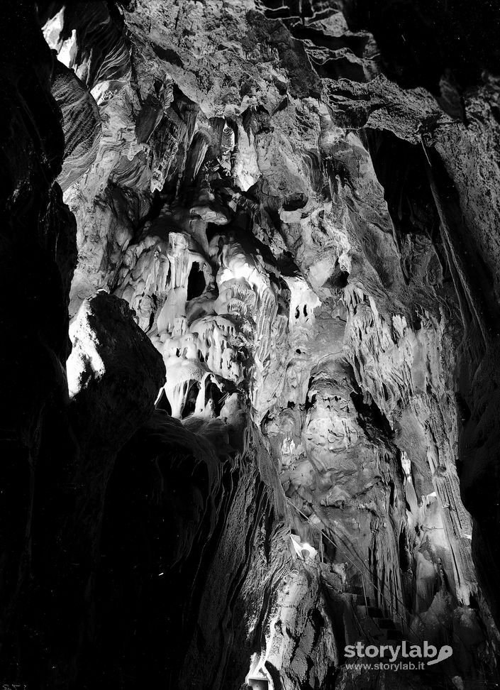 Interno Grotte Delle Meraviglie