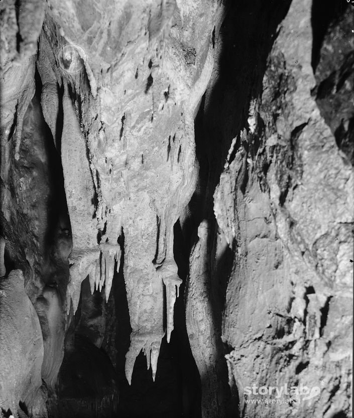 Interno Grotte Delle Meraviglie