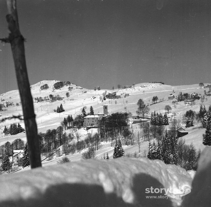 Paesaggio innevato di Valcava