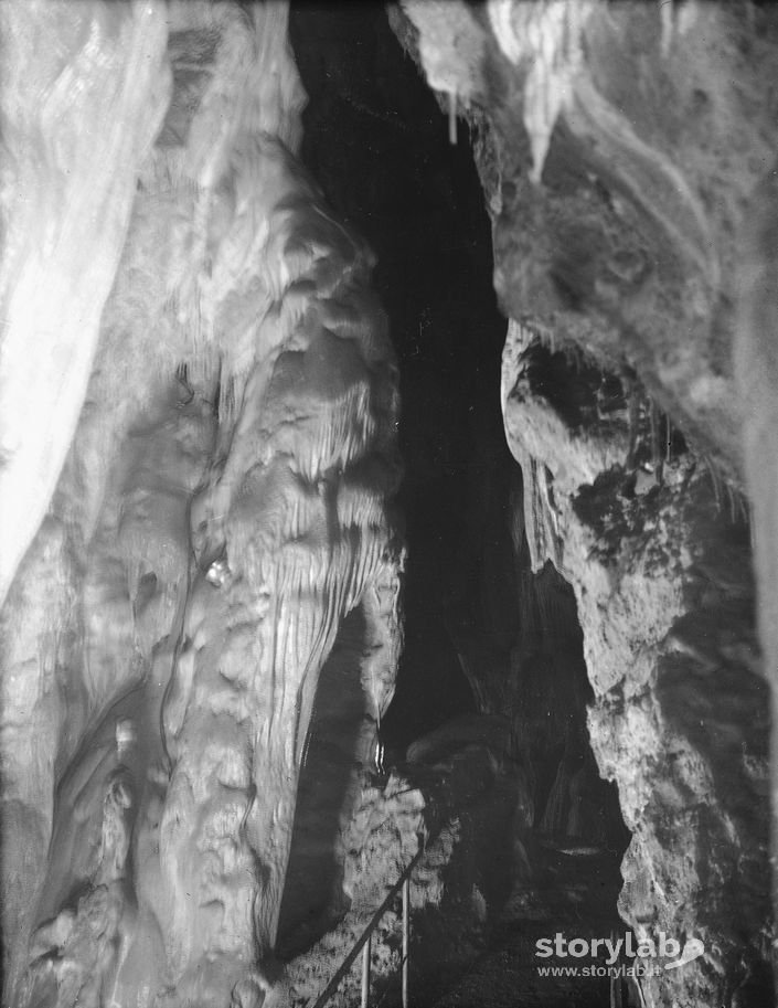 Interno Grotte Delle Meraviglie