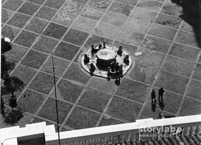 Geometrie dall'alto in Piazza Vecchia