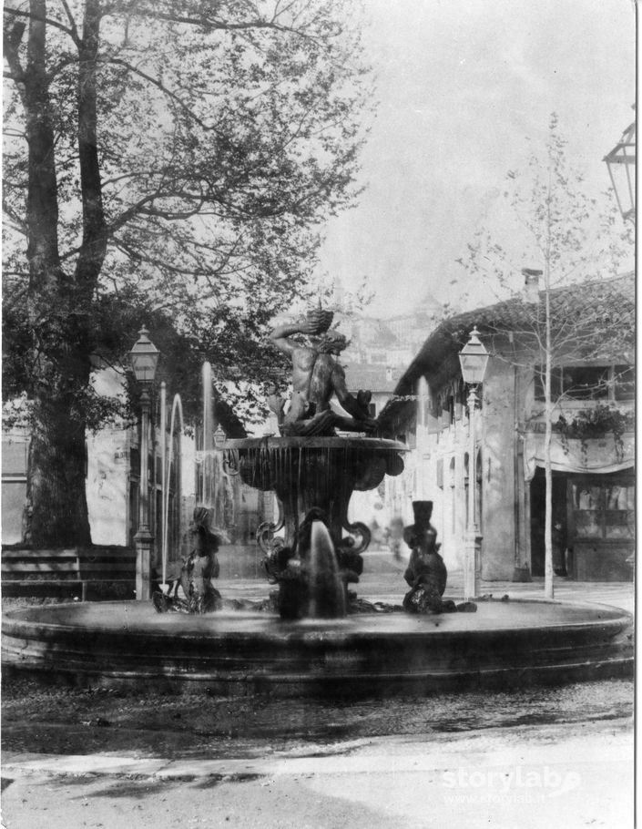 Fontana di Piazza Dante