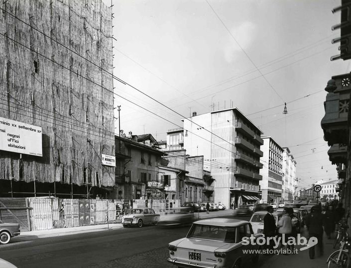 Costruzione in corso, Via Tiraboschi