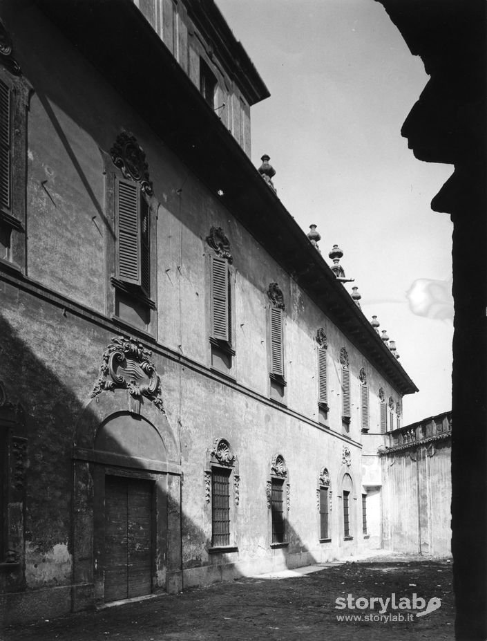 Castello Di Brignano