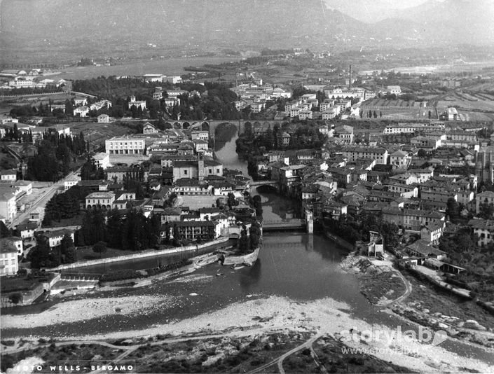 Veduta dall'alto di Ponte San Pietro