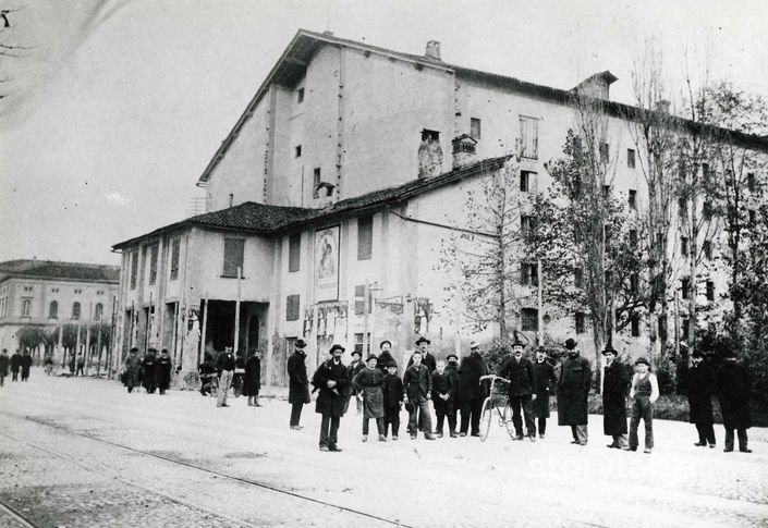 L'ultima foto al Teatro Riccardi