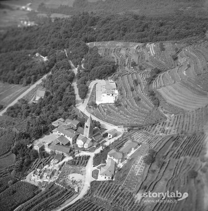 Foto aerea dell'Abbazia di Sant'Egidio