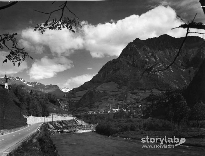 Strada per Ardesio