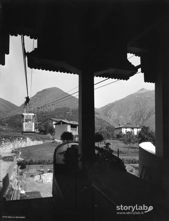 Vista dalla stazione della funivia