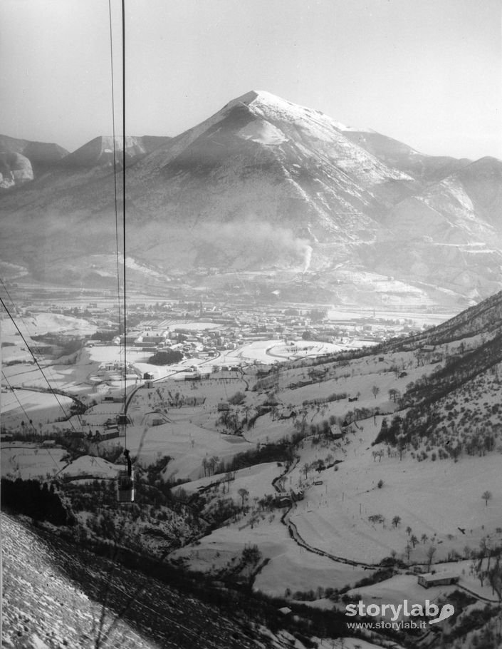 Vista a valle dalla funivia