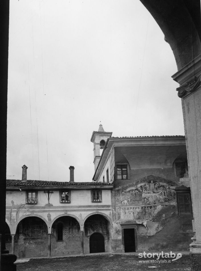 Oratorio dei Disciplini e l'affresco della danza macabra