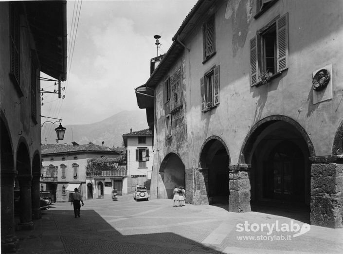 Piazza Orologio