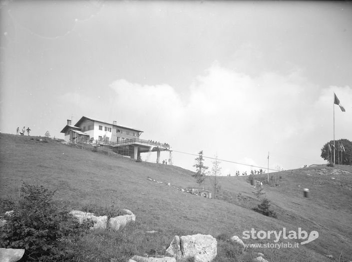 Stazione di arrivo della bidonvia al Monte Poieto 