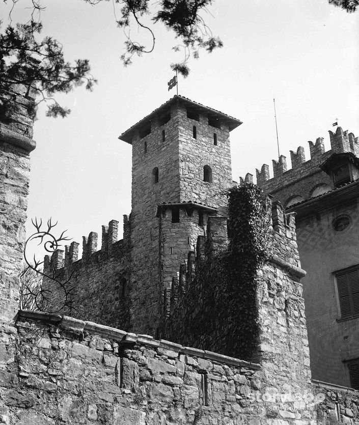 Torre del castello, Costa di Mezzate