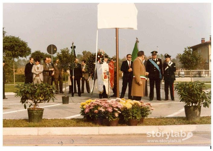 Inaugurazione Piazza Salvo D'Acquisto