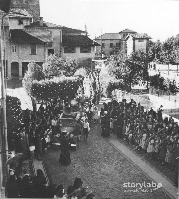 Corteo Della Madonna Pellegrina