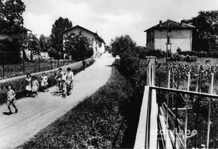 Frazione Valtrighe, Via Italia 