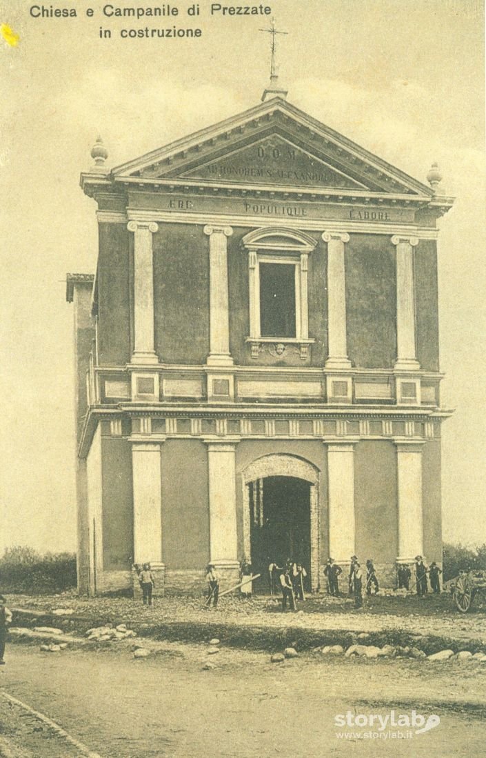 Chiesa E Campanile Di Prezzate In Costruzione