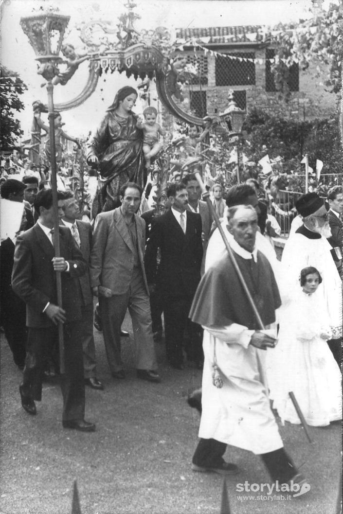 Processione Madonna Del Rosario