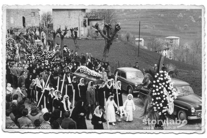 Funerale Della Beata Pierina Morosini A Fiobbio Aprile 1957