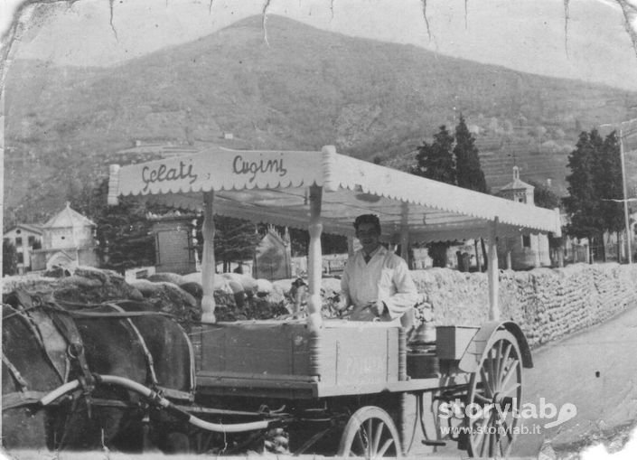 Gelataio Cugini Emilio Di Vall'Alta Anni 40.