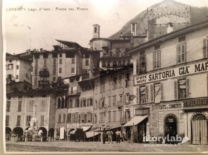 Lovere. Lago d'Iseo. Piazza del porto