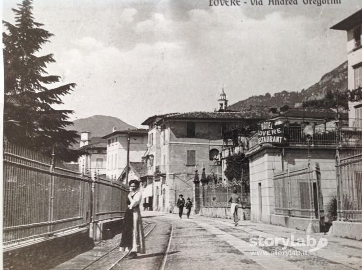 Lovere. Hotel Lovere.  Data sconosciuta