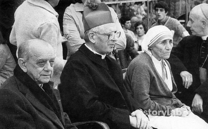 Madre Teresa, Mons. Oggioni, Mons. Héldar Câmara - 19/10/1980