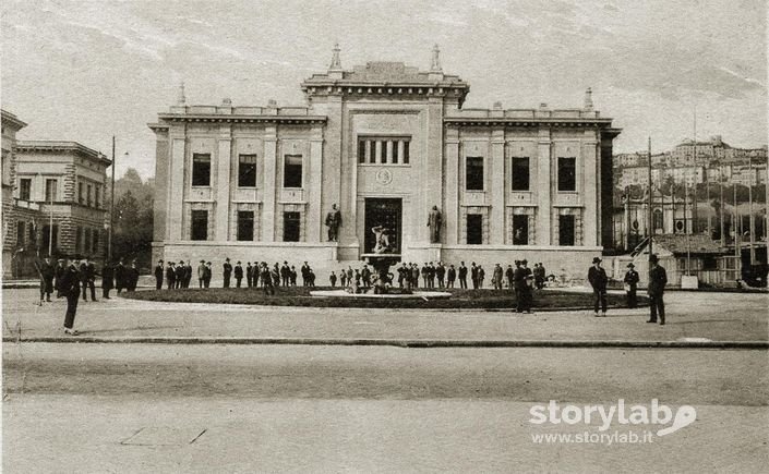 Piazza Dante - Nuovo Palazzo Di Giustizia