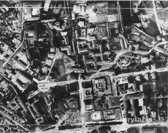Foto Aerea Zona Centrale Di Bergamo (1924)