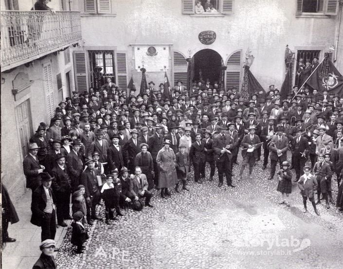 La Sede Del Mutuo Soccorso In Via Zambonate