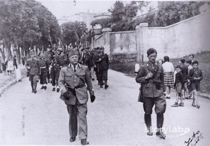 2 Maggio 1945, Sfilata Sulle Mura Venete.