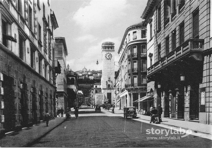 Bergamo - Via Locatelli Anni 40