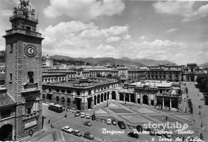 Bergamo - Piazza Vittorio Veneto Fine Anni 50