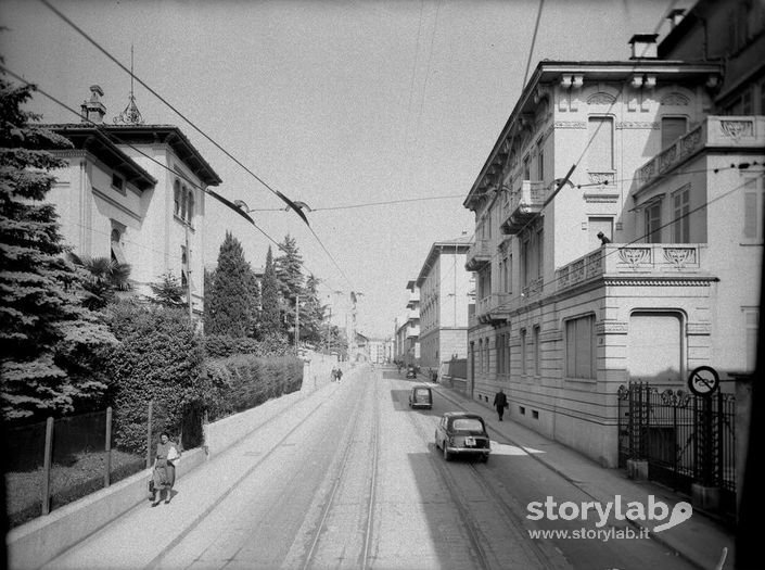Via Garibaldi Bergamo fine anni 50