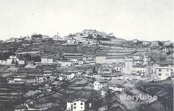 Panoramica Di Borgo Canale