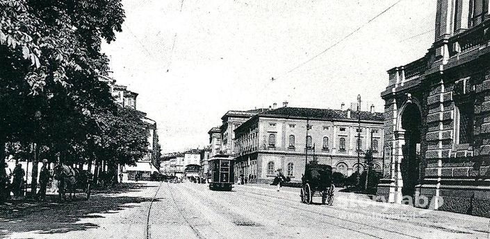 Piazza Municipio 1913