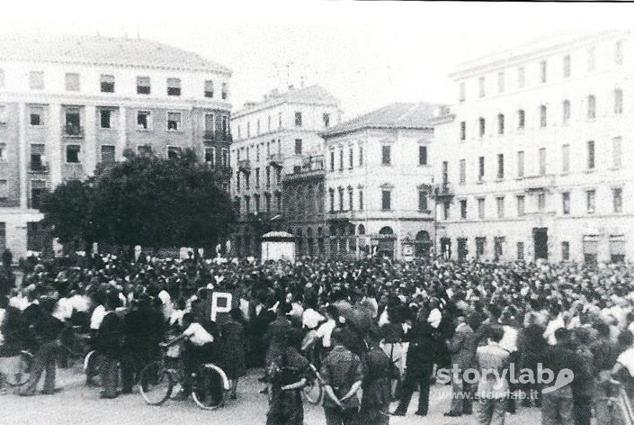 Comizio Antifascista In Piazza Della Libertà (Luglio 1945)