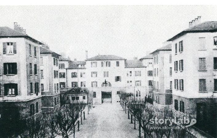 Case Popolari In Via Carnovali 1942
