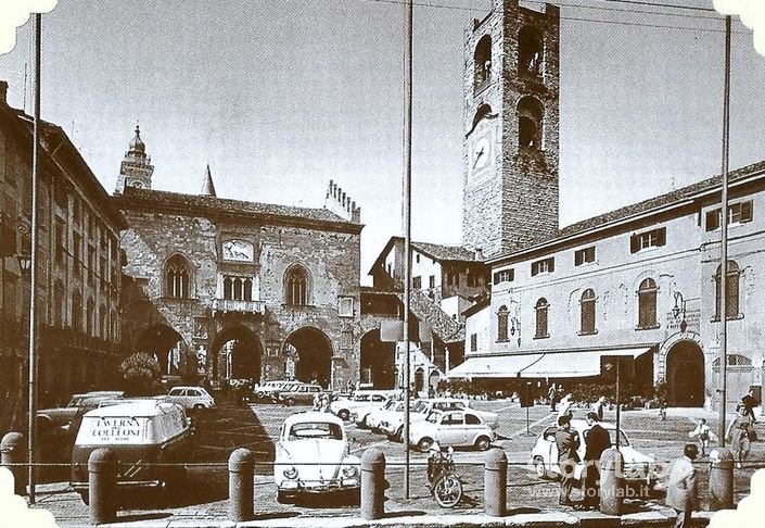 Piazza Vecchia Anni 60