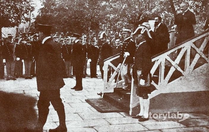 Vittorio Emanuele Iii All'Inaugurazione Del Monumento A Cavour 1913