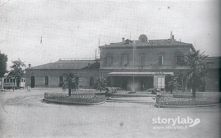 Stazione Ferroviaria