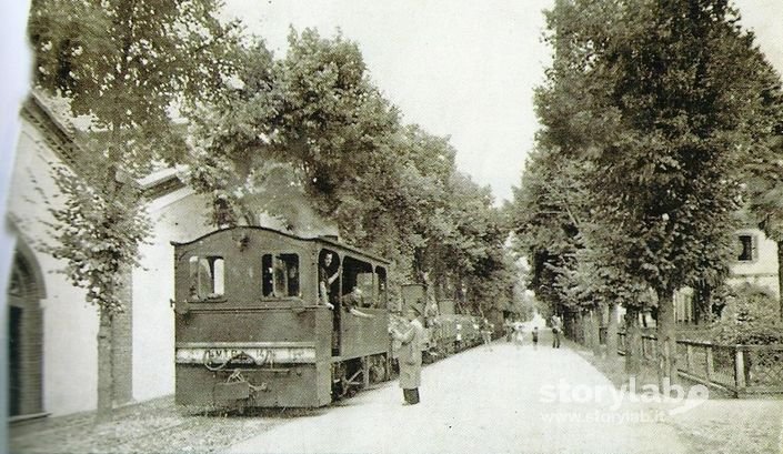 Arrivo A Crespi D'Adda Del Gamba De Legn