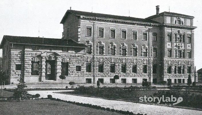 Primo Lotto Costruzione Istituto Tecnico Vittorio Emanuele 1922