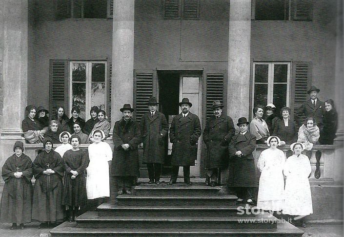 Dottor Silvio Gavazzeni A Villa Quies Nel 1929