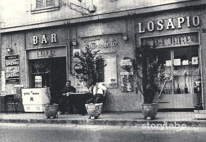 Bar Losapio In Via Corridoni Anni 50