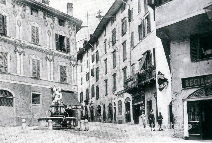 Piazza Pignolo 1910