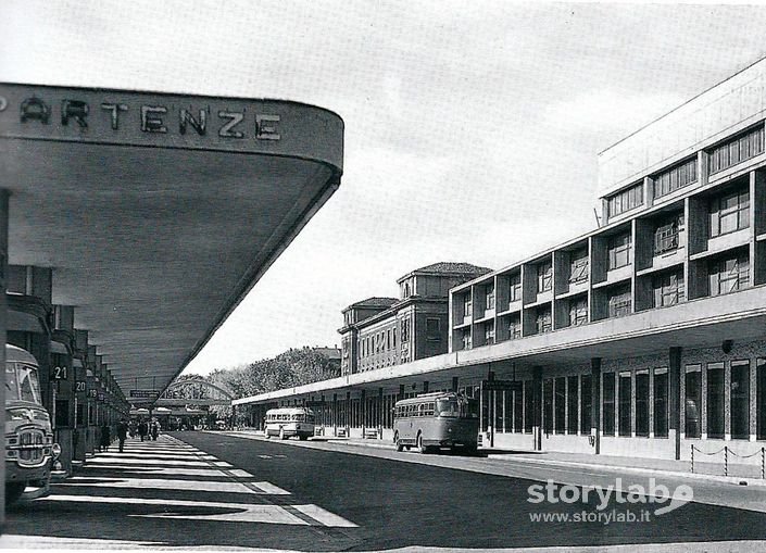 Stazione Delle Autolinee(Primi Anni 60)