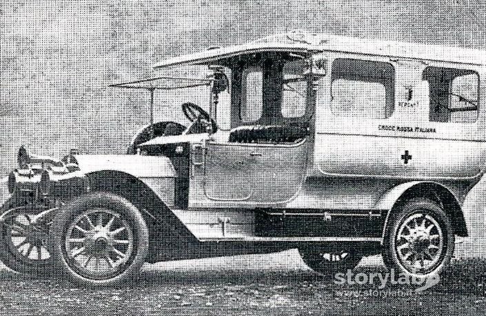 Automobile Su Chassis Esperia Donata Alla C.R.I. Dai Bergamaschi 1911