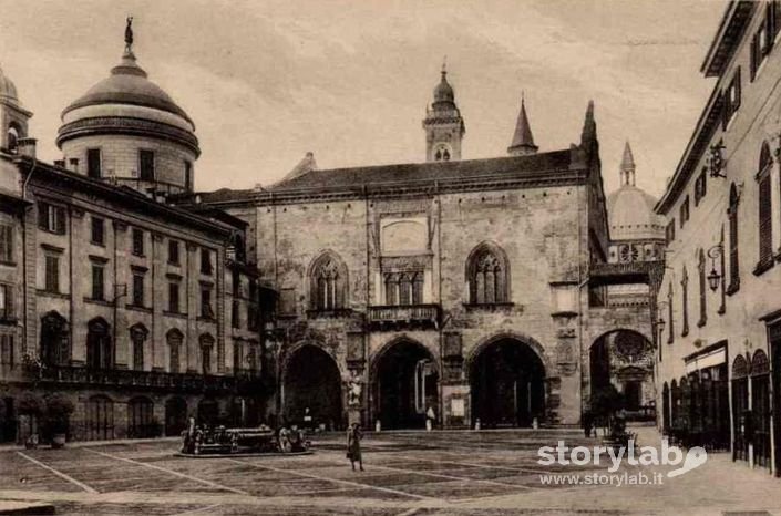 Piazza Vecchia